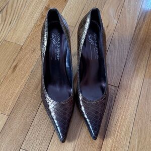 Donald J. Pliner Women's Bronze Snakeskin Heels